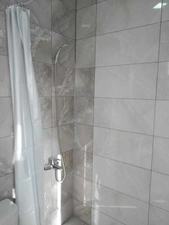 Na Shapsug Guest House Gagra Luaran gambar