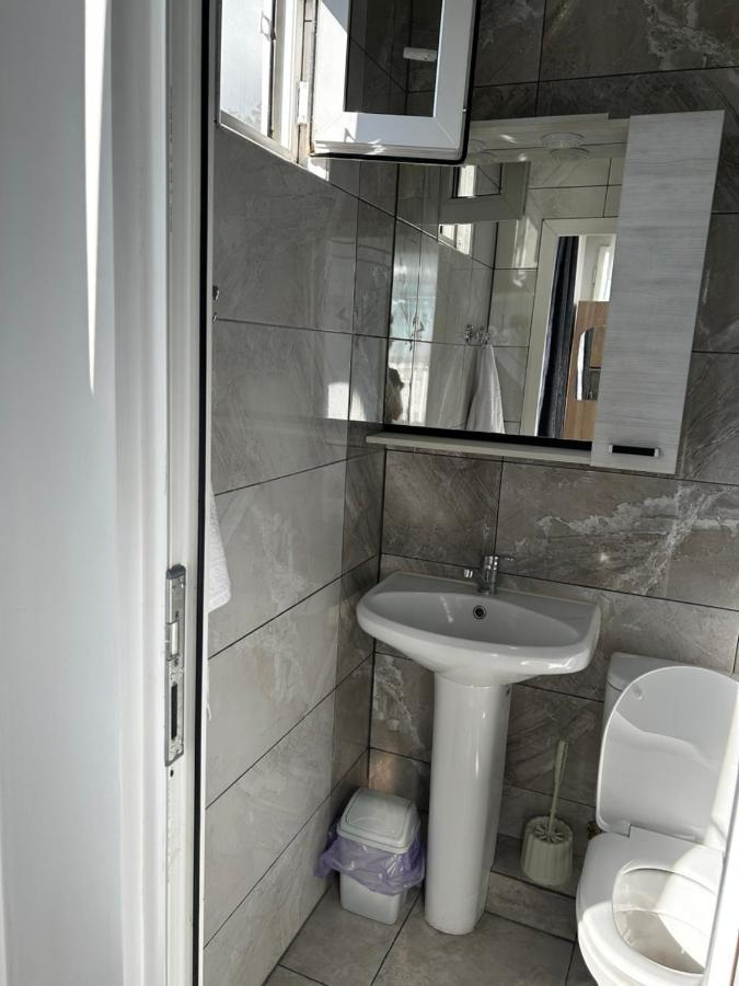 Na Shapsug Guest House Gagra Luaran gambar