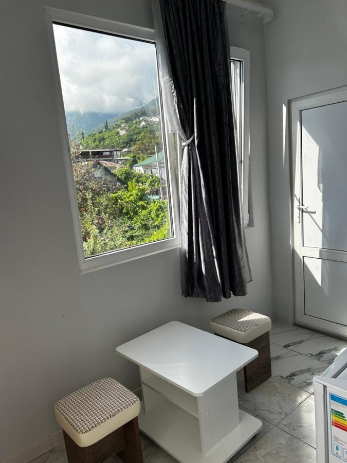 Na Shapsug Guest House Gagra Luaran gambar